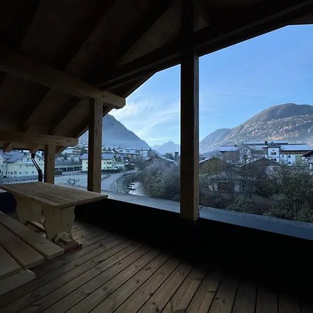 Zeitlos フラッハウ